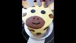 Giraffe cake
