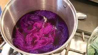 Dyepot PS #13 - Dip Dyeing Yarn to Break Dharma Acid Dye Colors