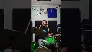 EAD 10 Demo - Shorts