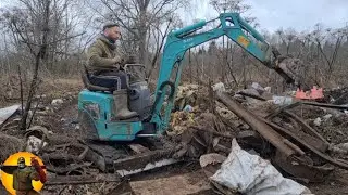 Три в одном . Коп металла экскаватором.