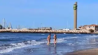Promenade le long de la plage, France, Fos-sur-Mer.