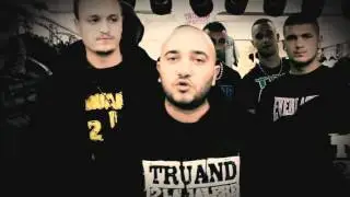 MC AK0UA - La Street Est Vénère