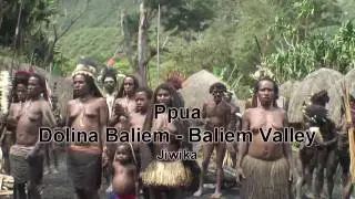 Papua - Baliem Valley - Jiwika village festival - Dolina Baliem