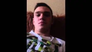 Zaikaaa7    людей и Макс показывает Жопу
