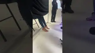 They Licked Her Toes😳…