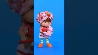 Cat Chase #strawberryshortcake #toys #stopmotion