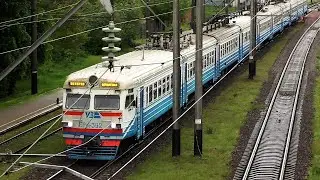 Электропоезд ЭР9М-392 сообщением Тетерев - Борщаговка