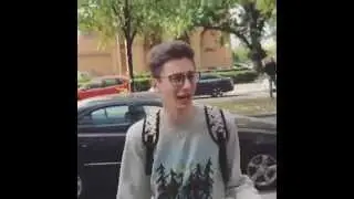 Eeoneguy напала оса