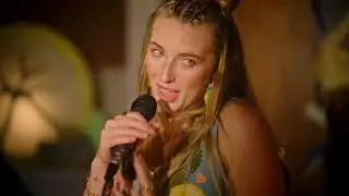 Elli Moore - Lemonade (Official Music Video)