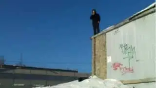 Прыжок с Гаража - 4 метра - Снизу, сбоку