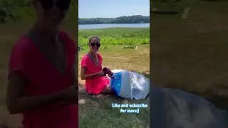All you need is a water bottle and hair dryer!!️️ GENIUS MOM HACK!!! #summer #momhack #familyfun