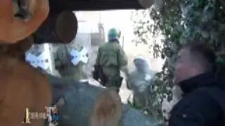 Глупе Швабе бацају сузавац на себе!