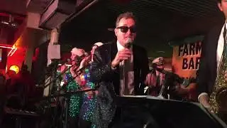 SpongeBob sings WET CHRISTMAS Live with TOM KENNY & The Hi-SEAS