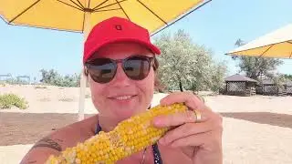 Кукуруза на пляже сама себя не съест
