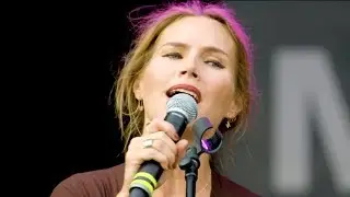 Nina Persson & Moto Boy - Over The Rainbow (Malmö Pride 2019)