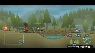 мой младший брат лучше играет в танки