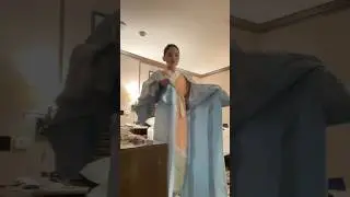 How long does it take to put on Kimono?
