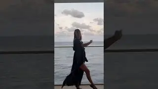 Dancing in the middle of Atlantic Ocean 😱 #dance #dancing