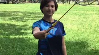 BADMINTON FOREHAND CLEAR