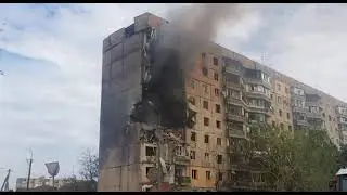 Кривий Ріг оговтується після ранкової ракетної атаки РФ по житловим будинкам