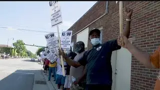 Farrell steelworkers strike against NLMK