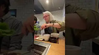 Японское барбекью в одно лицо   но не в одно лицо  #жизньвяпонии #японскаяеда #япония