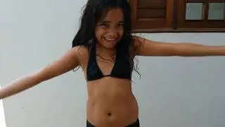 RICO VS POBRE NA PISCINA