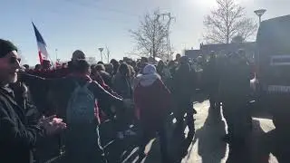 L’ambiance est festive au départ du convoi de la liberté, à Angers