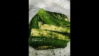 МАЛОСОЛЬНЫЕ ОГУРЧИКИ В ПАКЕТЕ! СУПЕР ПРОСТО! СУПЕР БЫСТРО! СУПЕР ВКУСНО!!! #мужикнакухне
