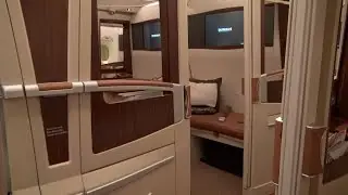 A380-800 Singapore Airlines SQ221: Singapore to Sydney (First Class Suites)