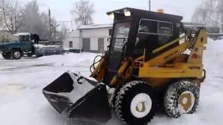 Погрузчик МКСМ-800Н и ГАЗ 33-07