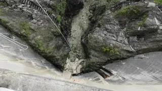 1.10.2016 James Bond Bungee Sprung 220 m. Verzasca Damm Schweiz