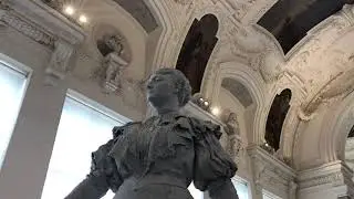Осенний Париж . Малый дворец изящных искусств.