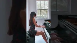 Lola Astanova - Lovely