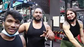 Brutal legs with Stefania & Desi rock tiktok star