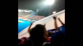 1 Penyokong 1 Belon Stadium Larkin
