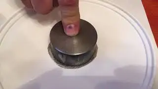 Кормушка для пчел из пластикового ведра