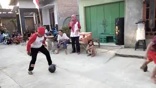 LOMBA 17 Agustus _ SEPAK BOLA TERONG