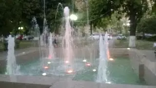 Шахтинский фонтан на пл. Ленина ( 01.09.2014г.)