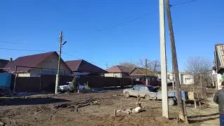 Установка опоры ЛЭП манипулятором