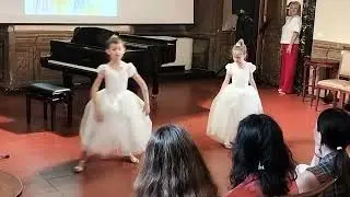 Il ballo storico Polones a Casa Russa a Roma. Gli allievi scuola di danza La via della seta.