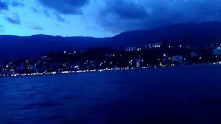 ВЕЧЕРНЯЯ ЯЛТА;