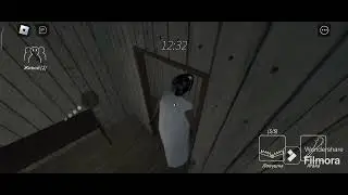 Играю в ROBLOX GRANNY.