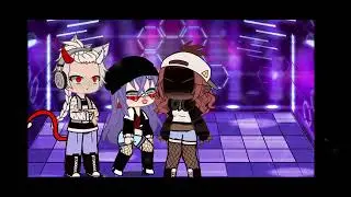 Crazy girls ~.  ELA FICOU PUT@ HEHEHE