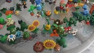 Plants Vs. Zombies Ultimate figure collection
