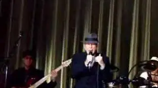 Leonard Cohen Live In Concert Hallelujah
