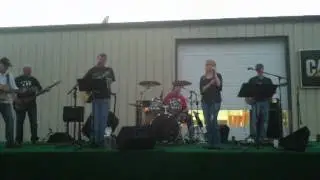 You gonna kiss me or not (Thompson Square Cover)