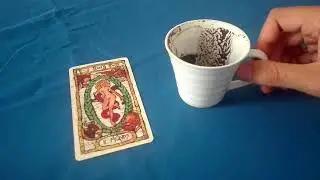Cosa accadrà nei prossimi tre mesi? (Caffeomanzia Interattiva)