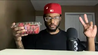 ASMR| Eating JUICY Strawberries 🍓!