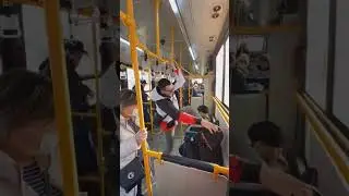 место нужно уступать